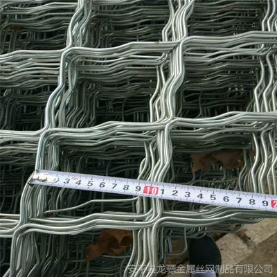 【菱形美格網(wǎng)護(hù)欄